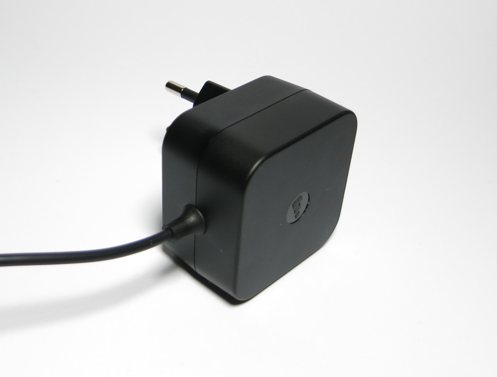 Test mophie wireless charging base Induktive Qi-Ladematte für iPhone 8 8 Plus und X Netzteil