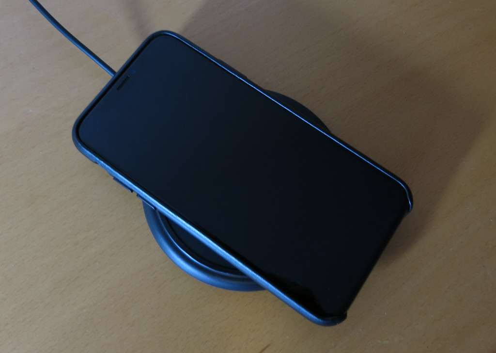 Test mophie wireless charging base Induktive Qi-Ladematte für iPhone 8 8 Plus und X
