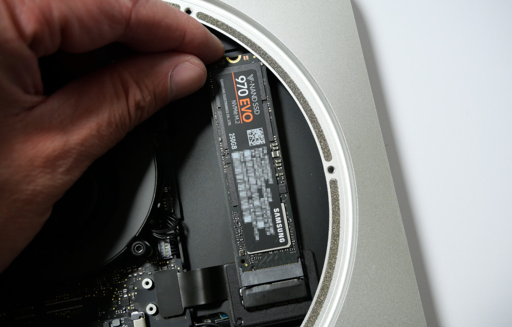 Turbo für den Mac mini PCIe-SSD einbauen SSD einbauen